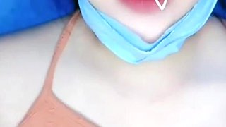 Plug Vagina Until Orgasm