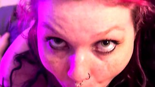 Amateur hands free close up blowjob