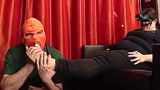 My Submissive Loves My Feet