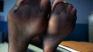 JOI Foot Tease with Kenzie Taylor