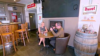 MeidenVanHolland – Spicy Romy Romy Zakt Voor Sex Sap