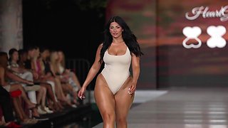 caderona red-hot madura mamacita erifili xbideos
