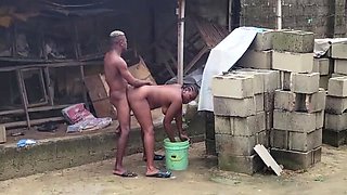 Quickie Fuck with Creamyshuga - Amateur BBW Ebony Outdoor Shower Blowjob and Doggystyle