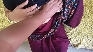 Homemade Desi Housewife Fucking Hard in Doggy Style - Amateur MILF Hot Sex