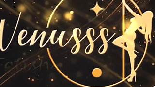 Tight Jeans and Swallowing Feet! Venus and Sun Foot Worship!