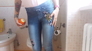 A Beautiful Pee... on Orange! I Must Be Crazy or Perverted