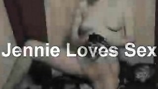 Amateur webcam girl masturbate big dildo