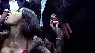 Amateur college group sex session