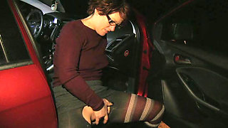 Slut lets strangers fuck her at night on the highway