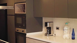 My Girlfriend's Aunt Is a Cougar and Wants Me to Fuck Her While My Girlfriend Is at Work.