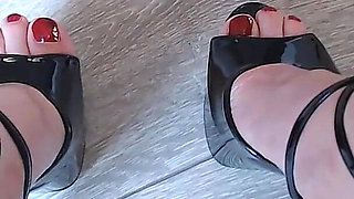 GF Grows for Your Giantess Fetish