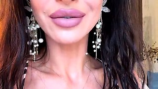 Leann amateur beautiful brunette with big boobs