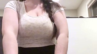 Hot amateur busty brunette masturbate in webcam