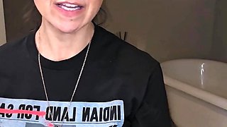 Love Chat Big Boobs Brunette Masturbating For Cam