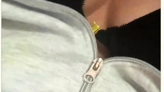 Joingy Girl strips her bra