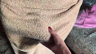 Step sister wants to see what I have under the towel and teases my huge dick