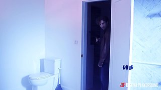 Michael Vegas' Steamy Shower Encounter with Blonde Vixen