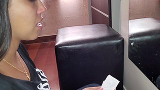 Sensitive Nose Mirrored Sneezing