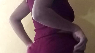 Beautiful brunette with big ass and delicious tits twerks and masturbates for you until she squirts