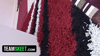 Casual Teen Sex - Cumming inside slender teeny