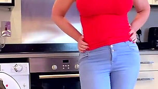 I'm begging you I am desperate to pee