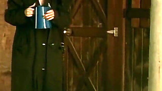 A Brunette Eager for Sex Lets Herself Be Licked and Fucked with Passion