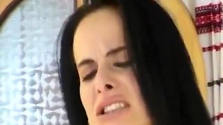 Young Dark Haired Girl Has Fun With A Young Guy And Fuck Nice On Vacation