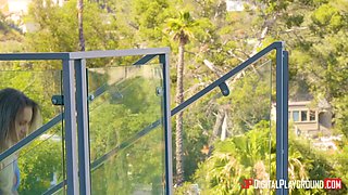 Juicy babe Cali Carter hot sex story