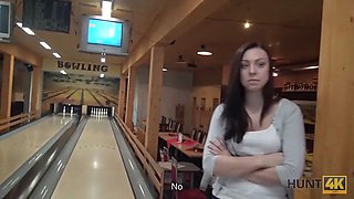 Hunt4k. innocent teen copulates with man in pub while bf is around