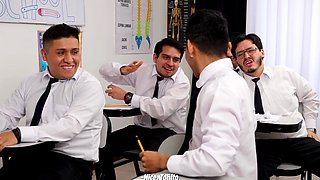 Andrade seduces her student