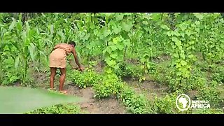 Hot African Girls Give Outdoor Blowjobs - Naija Beauty & Ebony General