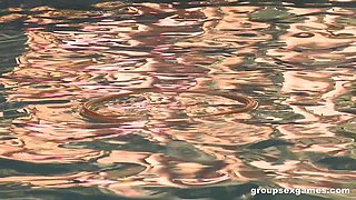 Wet Swinger Games - Groupsexgames