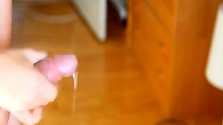 Twink Creamy Orgasm with a Buttplug