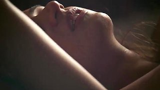 Gorgeous Indian MILF erotic movie