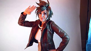 Brunette Solo Webcam Masturbation