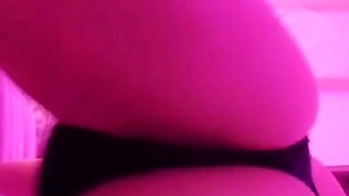 Amateur blonde milf nicole webcam fingers pussy and ass