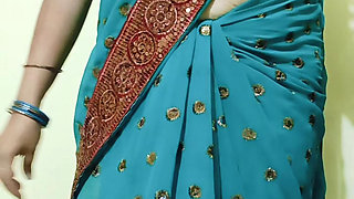 My friend wife wearing saree and remove