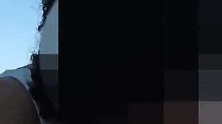 Exhibitionist Outdoor Amateur Girl Sucks Big Cock on Nudity Beach to Viewer with Cum