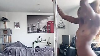 Xeinna Rose Pole