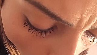 Bikini Babe Rewards the Photographer with Pussy & Ass Fucking