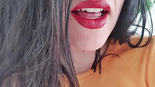 Creamy facesitting POV, get closer and stick your tongue