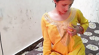 Step sister ko nanga kar jabar dasti doodh daba kar pela