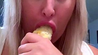 Large amateur cam woman uses two of her toys to masturbate