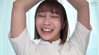 清純派の制服美女がパンティーに愛液でシミを作って、唾液たっぷりペロペロフェラ