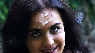 Amateur teen blowjob and cumshot