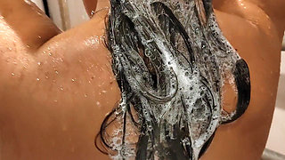 Emma's Perfect Natural Wet Tits