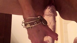 Big boob brunette masturbates on webcam