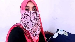 I Cought My Stepmom When She Is Doing Imo Freelancing And I Fuck Her Tight Pussy