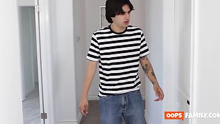 Naughty stepsis Melanie Marie got intensive bed fuck with my after some spicy sexting