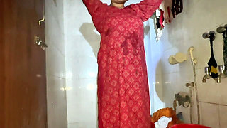 Desi Hot Wife Shower Video